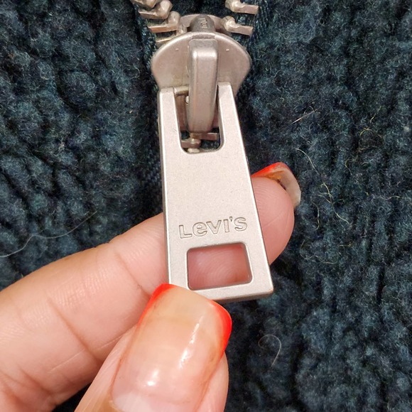 Levi's Women's Sherpa Oversized Belted Motorcycle Jacket in Tea Women's Size S - Picture 10 of 15